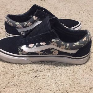 Floral vans
